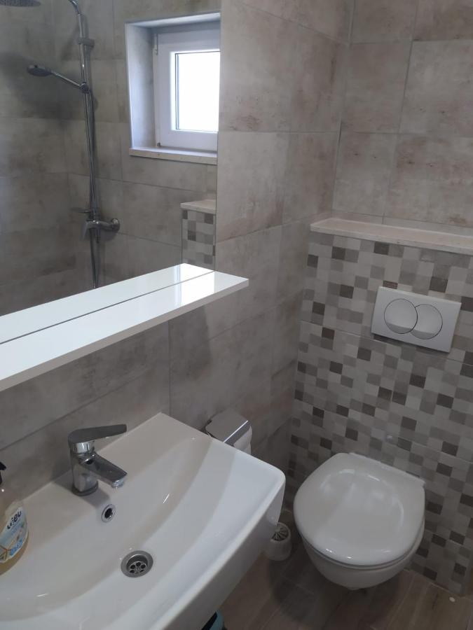 מאקרסקה Apartmani Diki מראה חיצוני תמונה