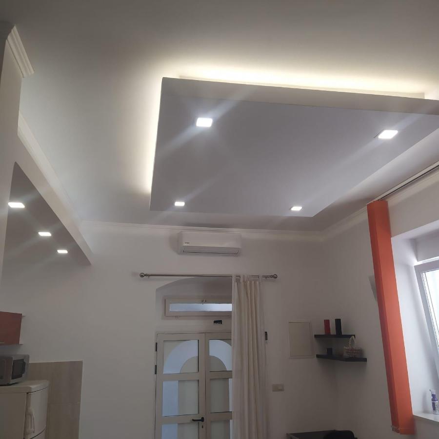 מאקרסקה Apartmani Diki מראה חיצוני תמונה