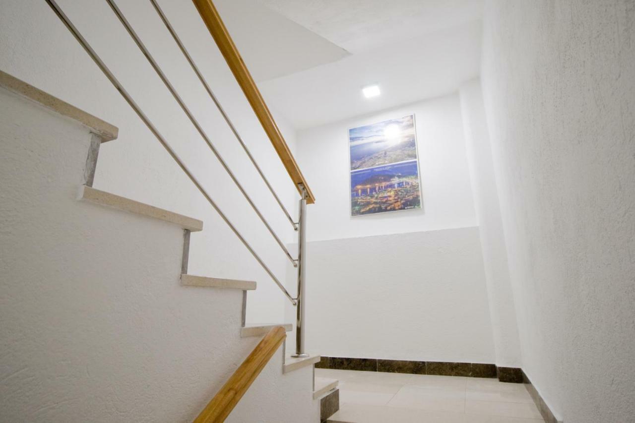 מאקרסקה Apartmani Diki מראה חיצוני תמונה